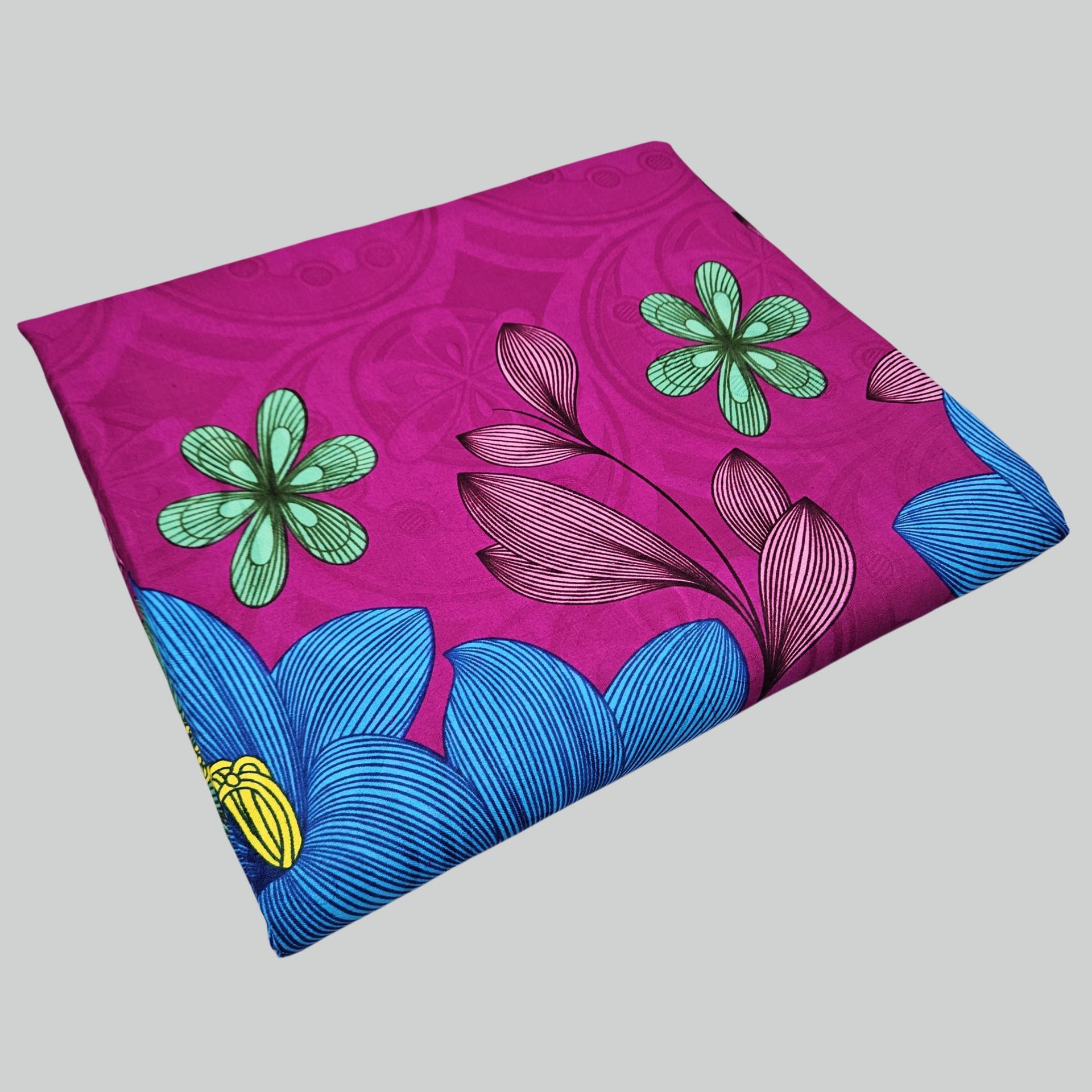 Floral Printed on Purple Blue  - Sewing Batik 评论和价格