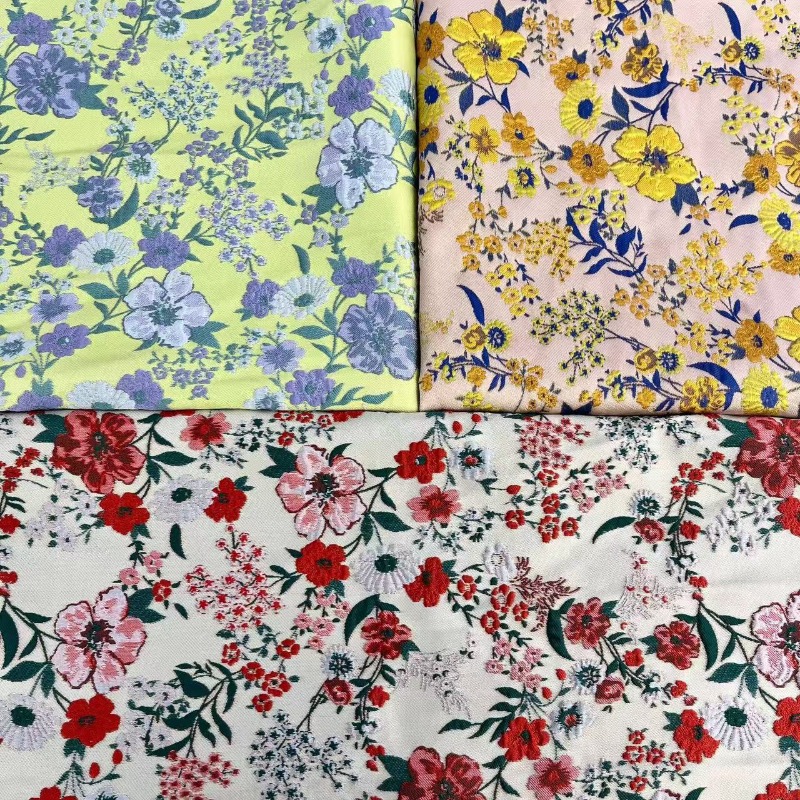 Red Small Floral Jacquard Fabr - Vintage Sewing Textile 评论和价格